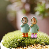 1PCS Cute Mini Figurines Miniature Girl Mei Resin Crafts Ornament Fairy Garden Gnomes Moss Terrariums Home Decorations